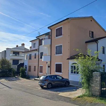 Apartment Premantura Premantura